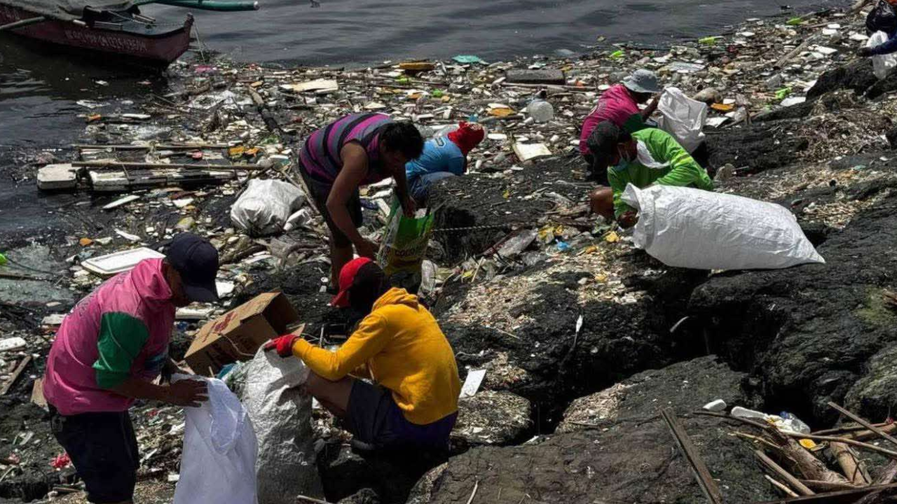 PASAY LGU, PRIVATE SECTOR LEAD MANILA BAY COASTAL CLEANUP – The Bench Files