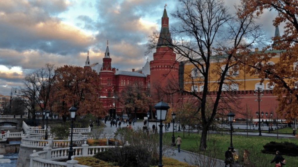 KREMLIN SETS DIPLOMATIC TONE AHEAD OF PUTIN–TRUMP SUMMIT IN&nbsp;BUDAPEST